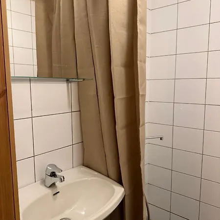 Neat With Private Entrance *