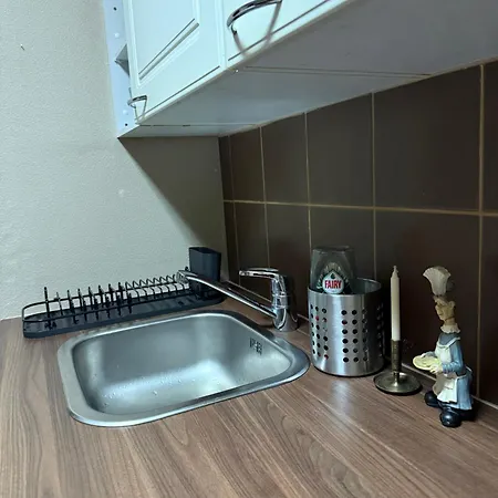 Neat With Private Entrance Апартаменты Кеми