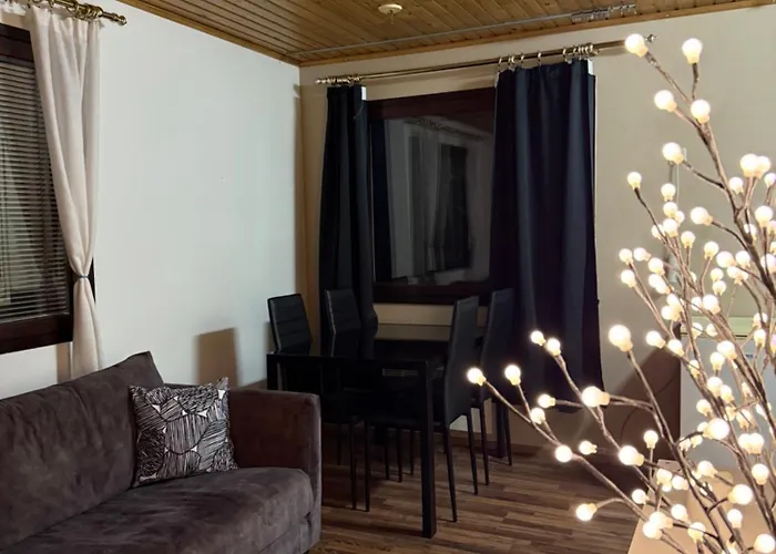 Апартаменты Neat With Private Entrance