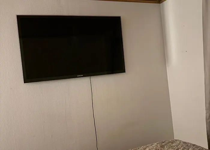 Neat With Private Entrance